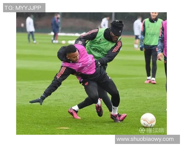 热苏斯的崛起与挑战：从青训天才到世界级前锋的奋斗之路