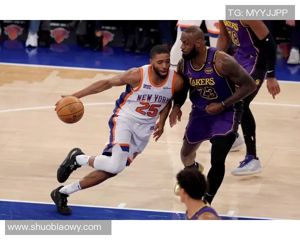 2015年尼克斯与骑士激战回顾：经典对决与球星表现的深度分析