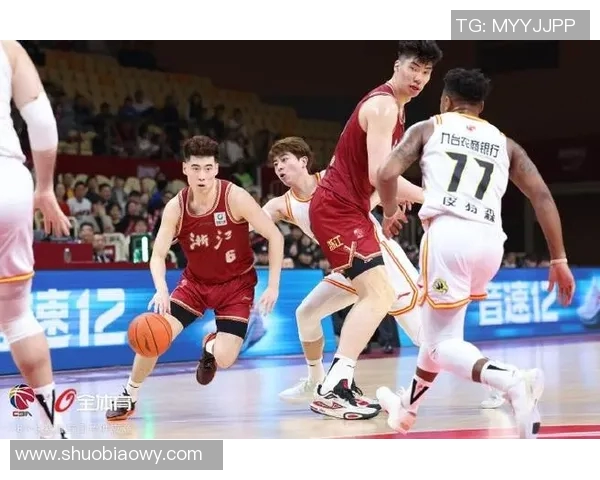 CBA赛程精彩回放广州队对阵新疆队的激烈对决分析与总结