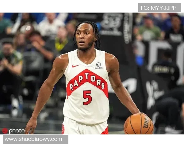 伊曼纽尔奎克利：从新秀到明星后卫的成长之路与未来展望