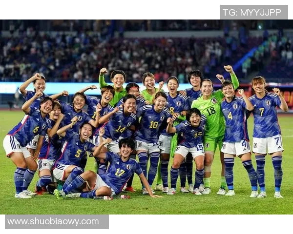 日本女足与英格兰女足激战正酣谁能在国际赛场上笑到最后